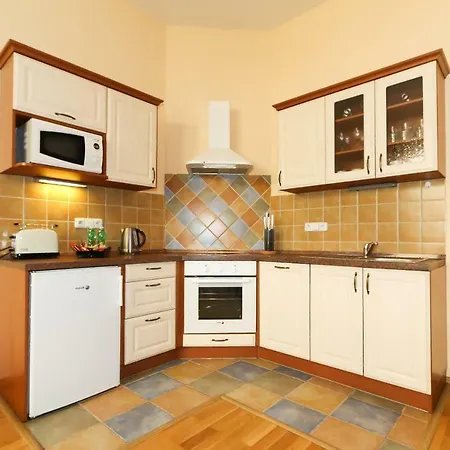 Vinohrady Moravska Apartamento *
