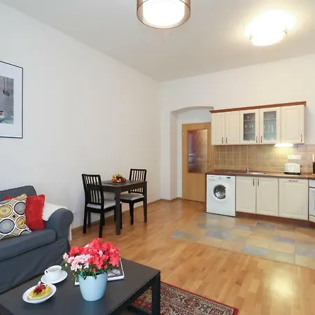 Vinohrady Moravska Apartamento